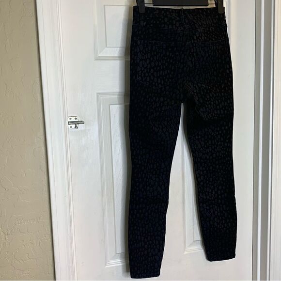 Good American Good Legs Crop Skinny Jeans Black Tonal Leopard Print Size 24 - Picture 5 of 10